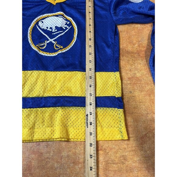 vtg 80 90s Buffalo Sabres NHL Hockey shirt jersey unknown size  see phots kids ? - Picture 6 of 7